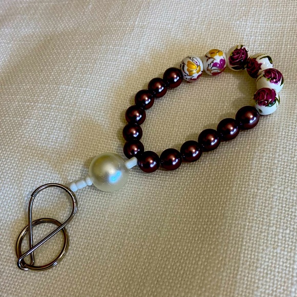 Wristlet Keychain - Picture 2 of 8